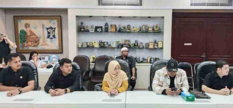 Umar Al Faruq Laksanakan Kunjungan Kerja ke DPRD Kota Surabaya