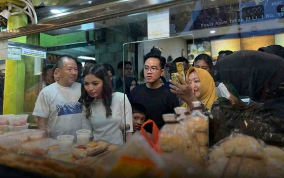 Wapres Gibran Rakabuming Tinjau Pasar Atom: Dorong Ekonomi Kerakyatan