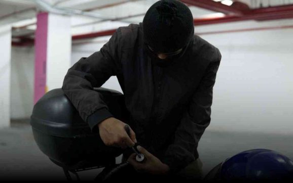 Polres Karawang Tangkap Dua Pelaku Pencurian Sepeda Motor
