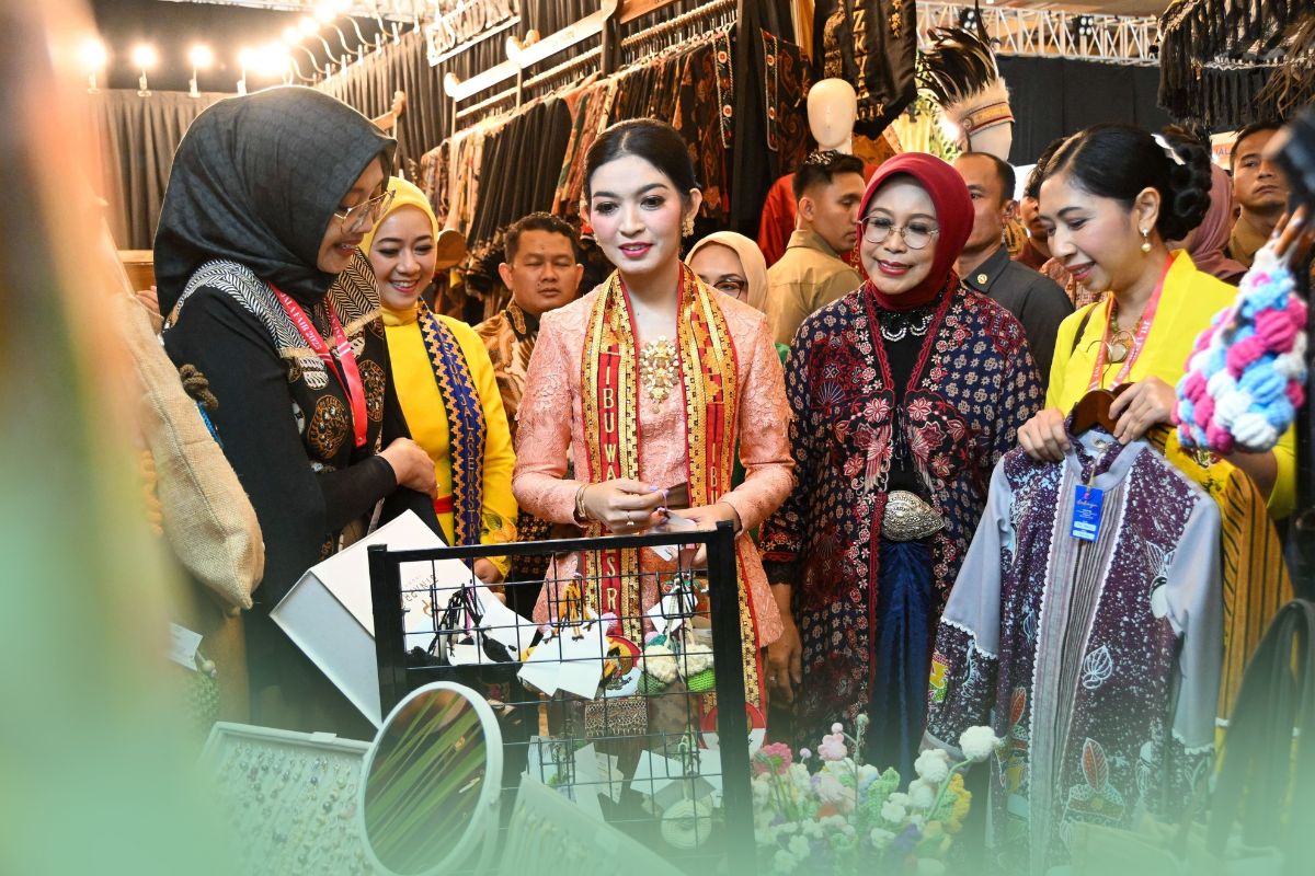 Selvi Gibran Dorong Perempuan Pelaku UMKM Naik Kelas