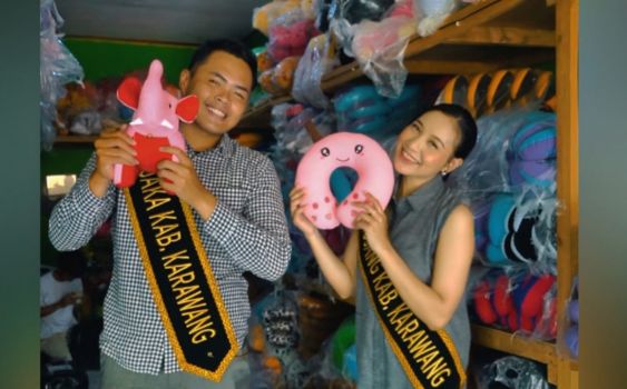 Mojang Jajaka Karawang Dukung Rebranding Boneka Azmil: Tingkatkan Daya Saing UMKM Lokal