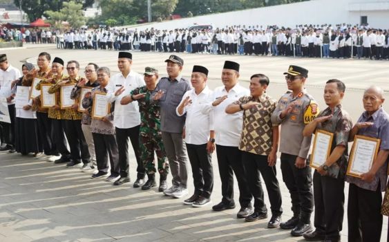 Bupati Aep Kukuhkan 2552 Pengurus Koperasi Merah Putih, Dorong Ekonomi Kerakyatan Karawang