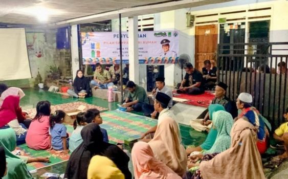 Desa Telukjambe Gencarkan Edukasi Pilah Sampah dari Rumah