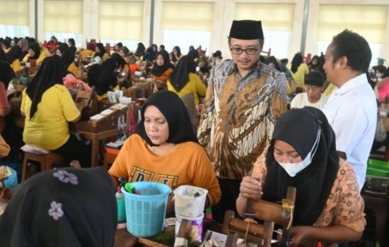 Sekjen PKB Dorong Perlindungan Industri SKT, Sebut SKT Warisan Budaya dan Penopang Ekonomi