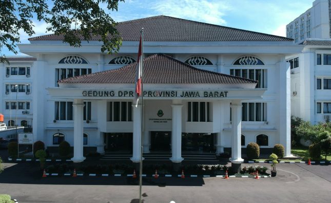 Jabar di Ambang Darurat Sampah: Bappeda Mangkir Rapat Komisi I DPRD