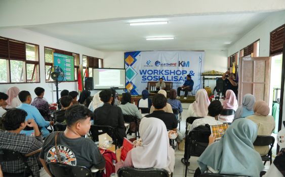 Tingkatkan Kompetensi Digital, Politeknik Kepribadian Bangsa dan Diskominfo Karawang Gelar Workshop Bersama KIM