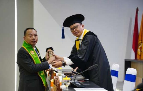 Mengenal Sosok Rahmat Hidayat Djati: Peraih Gelar Doktor Unpad yang Dedikasi untuk Aspirasi Rakyat Jabar