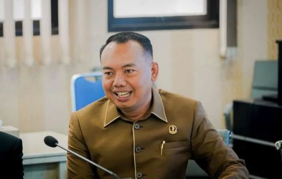 Satu Tahun Kepemimpinan KDM-Erwan: Ketua Komisi I DPRD Jabar Soroti Celah Regulasi di Balik Visi Populis