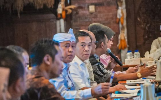 Pemkab Karawang, Pemprov Jabar, dan Pusat Bahas Rekonstruksi Ruas Jalan Klari–Jatisari