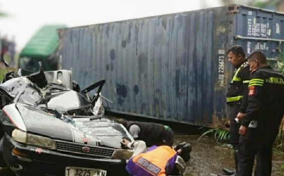 Sopir Truk Kontainer Maut di Karawang Terancam 12 Tahun Penjara