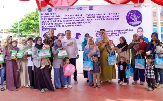 Wujudkan Karawang Bebas Stunting, Wabup Maslani Luncurkan PMT Pangan Lokal di Gintungkerta