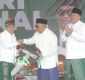 PKB Tegaskan Hari Santri Nasional 2026 Jadi Momentum Kerja Nyata, Serahkan Ambulans dan 3.000 Sertifikat Wakaf di Riau
